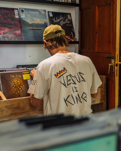 "Jesus is King" T-Shirt